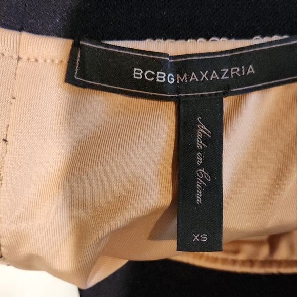 BCBGMaxAzria pencil skirt with sequins - Picture 6 of 9